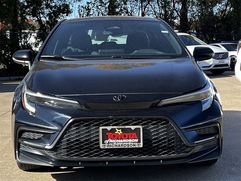 Used 2024 Toyota Corolla SE image 7