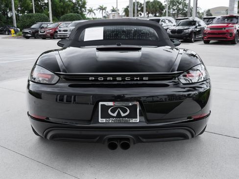Used 2021 Porsche 718 Boxster RWD image 10
