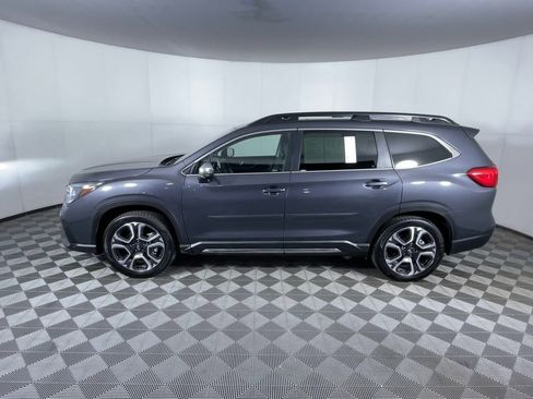 Used 2023 Subaru Ascent Limited w/ Technology Package image 5