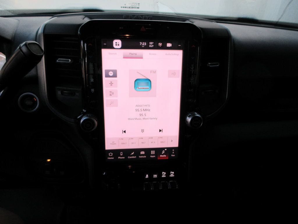 Used 2025 RAM 2500 Tradesman AWD/4WD image 34