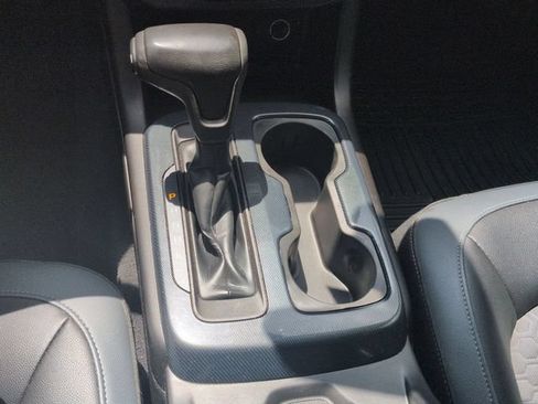 Used 2019 Chevrolet Colorado Z71 AWD/4WD image 19