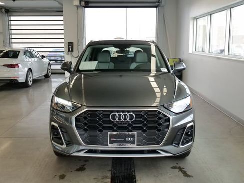 Certified 2025 Audi Q5 2.0T Premium Plus w/ Premium Plus Package image 2