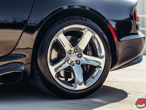 Used 2017 Dodge Viper SRT-10 RWD image 37