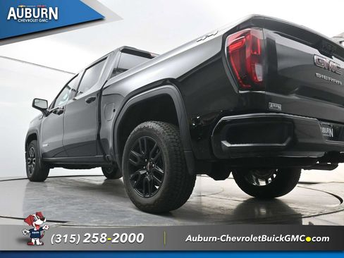 Used 2025 GMC Sierra 1500 Elevation image 19