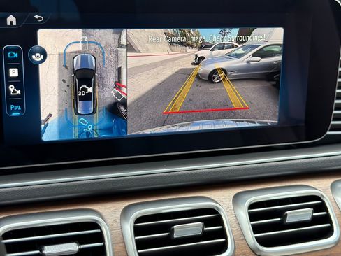New 2026 Mercedes-Benz GLS 450 4MATIC image 20