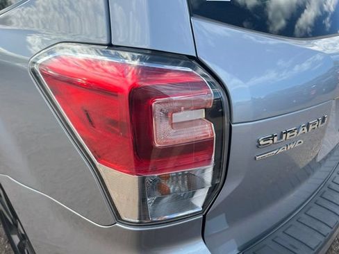 Used 2018 Subaru Forester 2.5i Premium AWD/4WD image 10