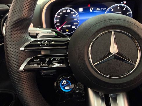 Certified 2022 Mercedes-Benz SL 63 AMG 4MATIC w/ Driver Assistance Package image 13