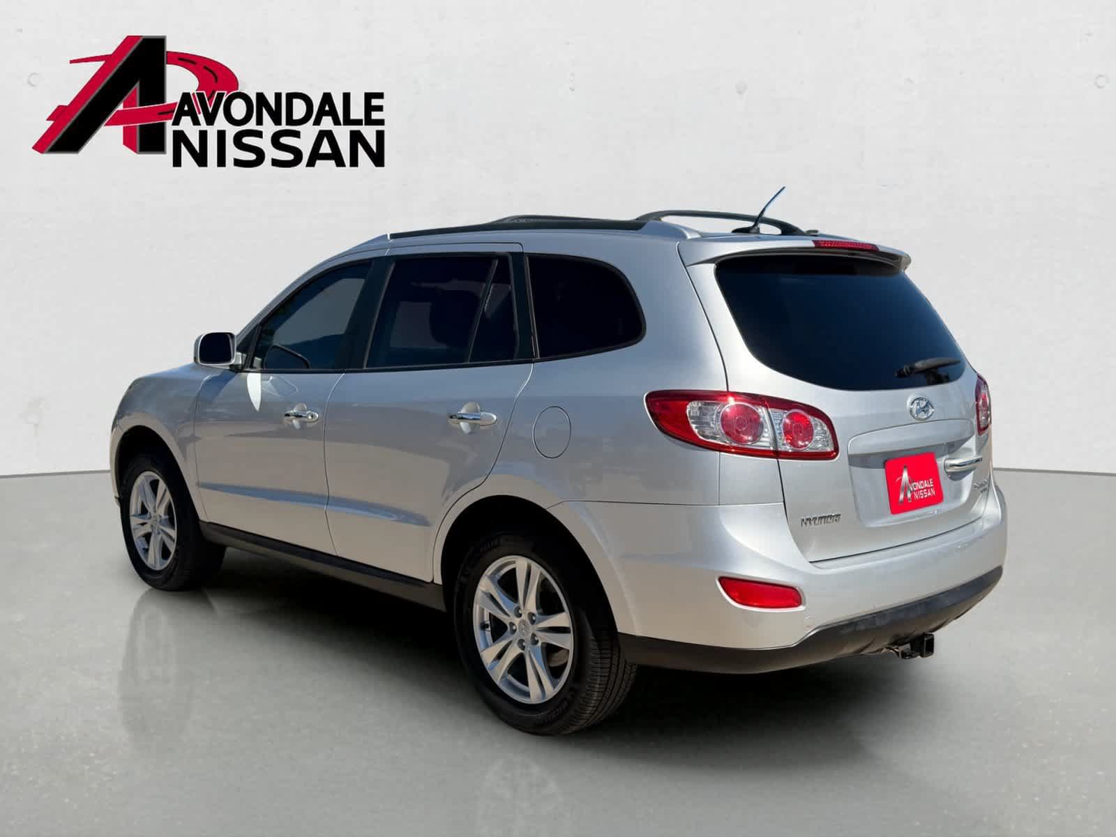 Used 2011 Hyundai Santa Fe Limited FWD image 3