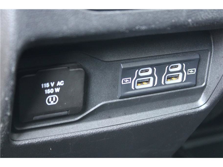 Used 2023 Jeep Grand Cherokee L Limited w/ Trailer Tow Group (B) AWD/4WD image 34