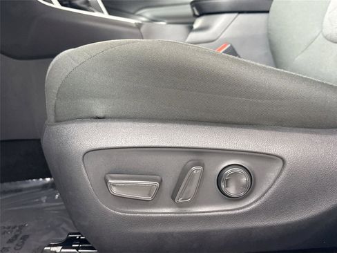 Certified 2025 Toyota RAV4 XLE AWD/4WD image 27