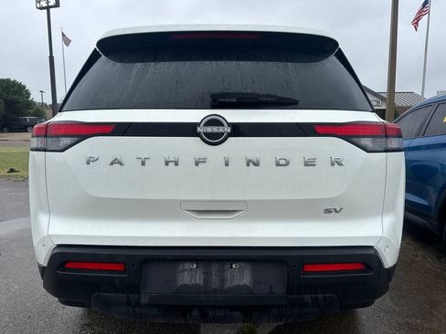 Used 2024 Nissan Pathfinder SV FWD image 5