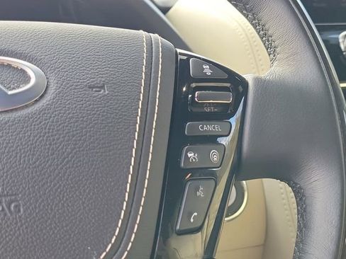 Used 2024 INFINITI QX80 Sensory image 21