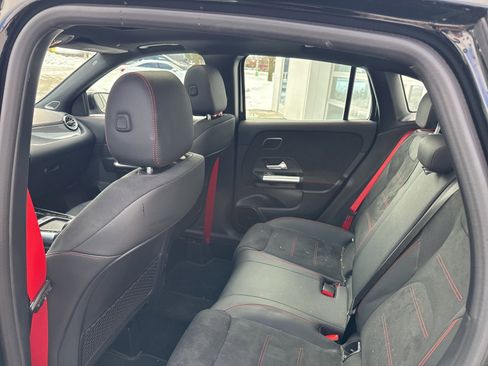 Used 2025 Mercedes-Benz GLA 35 AMG 4MATIC image 7