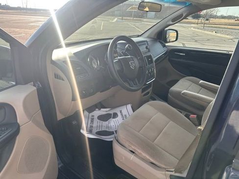 Used 2013 Dodge Grand Caravan SE image 10