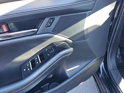 Used 2025 MAZDA MAZDA3 s image 14