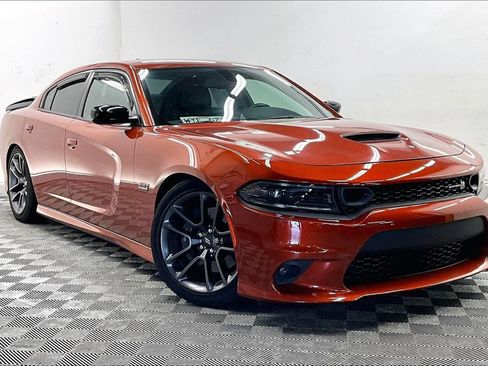 Used 2023 Dodge Charger Scat Pack w/ Plus Group RWD image 11