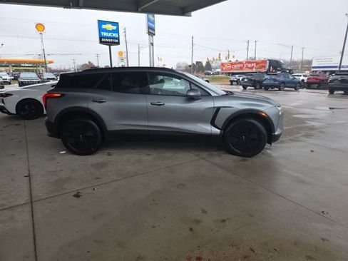 New 2026 Chevrolet Blazer EV LT AWD/4WD image 7