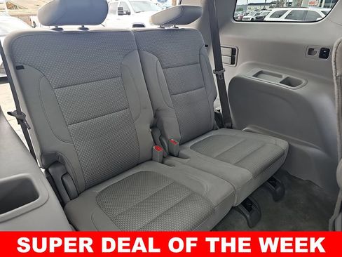 Used 2023 GMC Acadia SLE w/ Driver Convenience Package AWD/4WD image 12