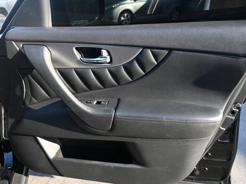 Used 2012 INFINITI FX35 2WD w/ Premium Pkg image 56