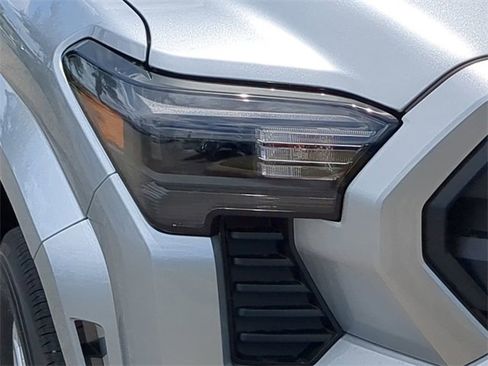 New 2026 Toyota Tacoma SR5 image 10
