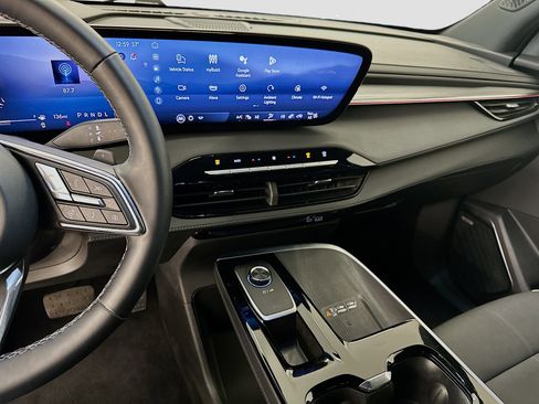 Used 2025 Buick Enclave Preferred image 26