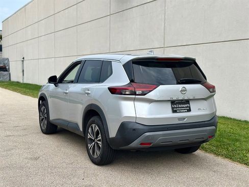 Used 2021 Nissan Rogue SV image 8