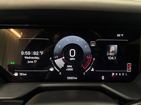 Used 2026 GMC Acadia Elevation w/ Elevation Premium Package FWD image 30