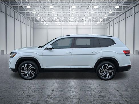 Used 2023 Volkswagen Atlas SEL AWD/4WD image 2