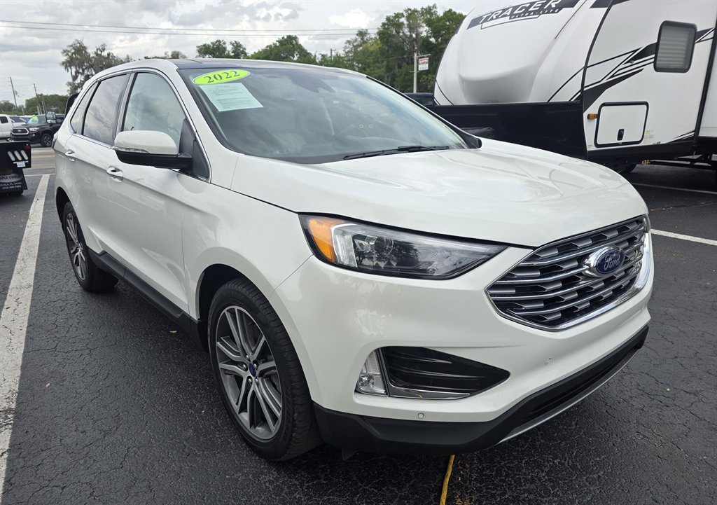 Used 2022 Ford Edge Titanium AWD/4WD image 12