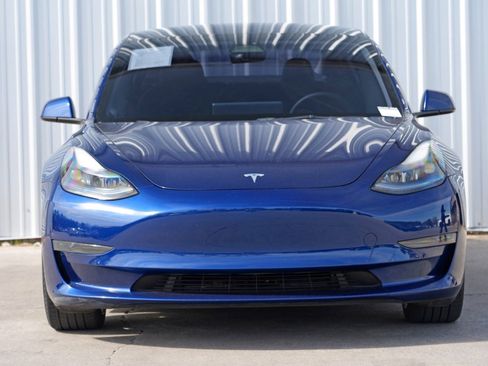 Used 2023 Tesla Model 3 Standard Range image 54