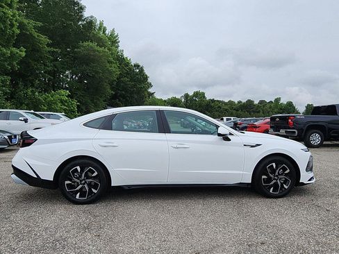 Used 2024 Hyundai Sonata SEL FWD image 6