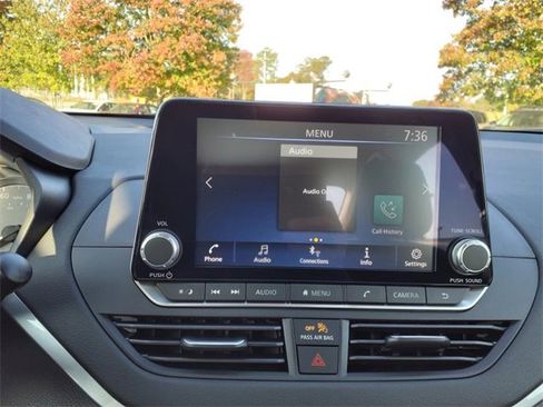 Certified 2025 Nissan Altima 2.5 S image 12