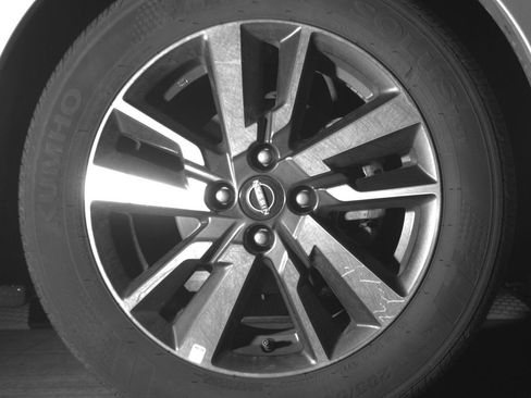 Used 2025 Nissan Versa SV image 13