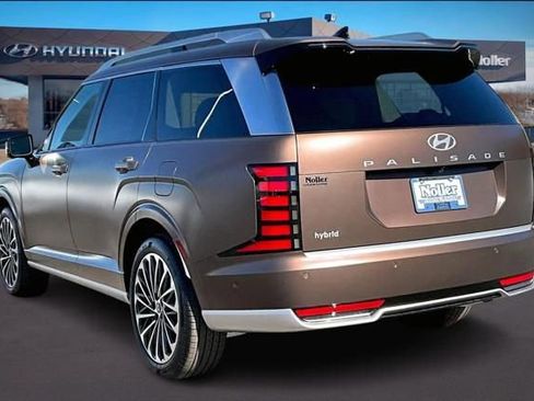 New 2026 Hyundai Palisade Calligraphy FWD image 3