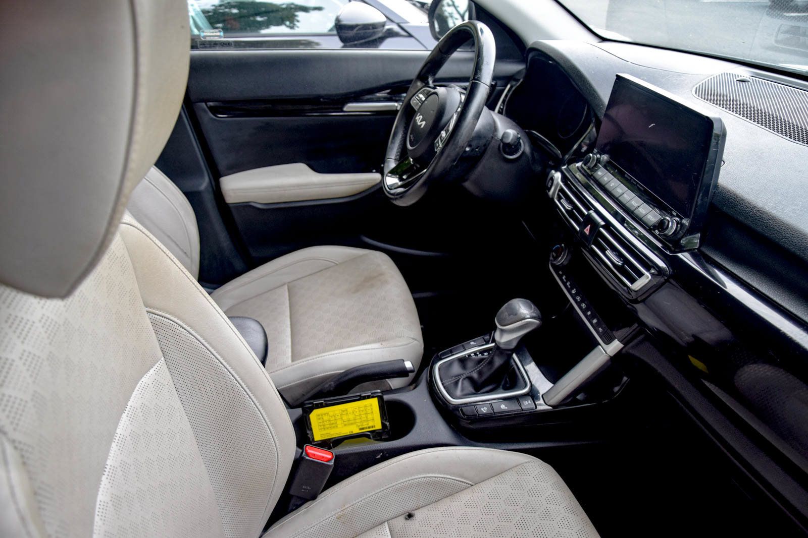 Used 2022 Kia Seltos EX AWD/4WD image 19