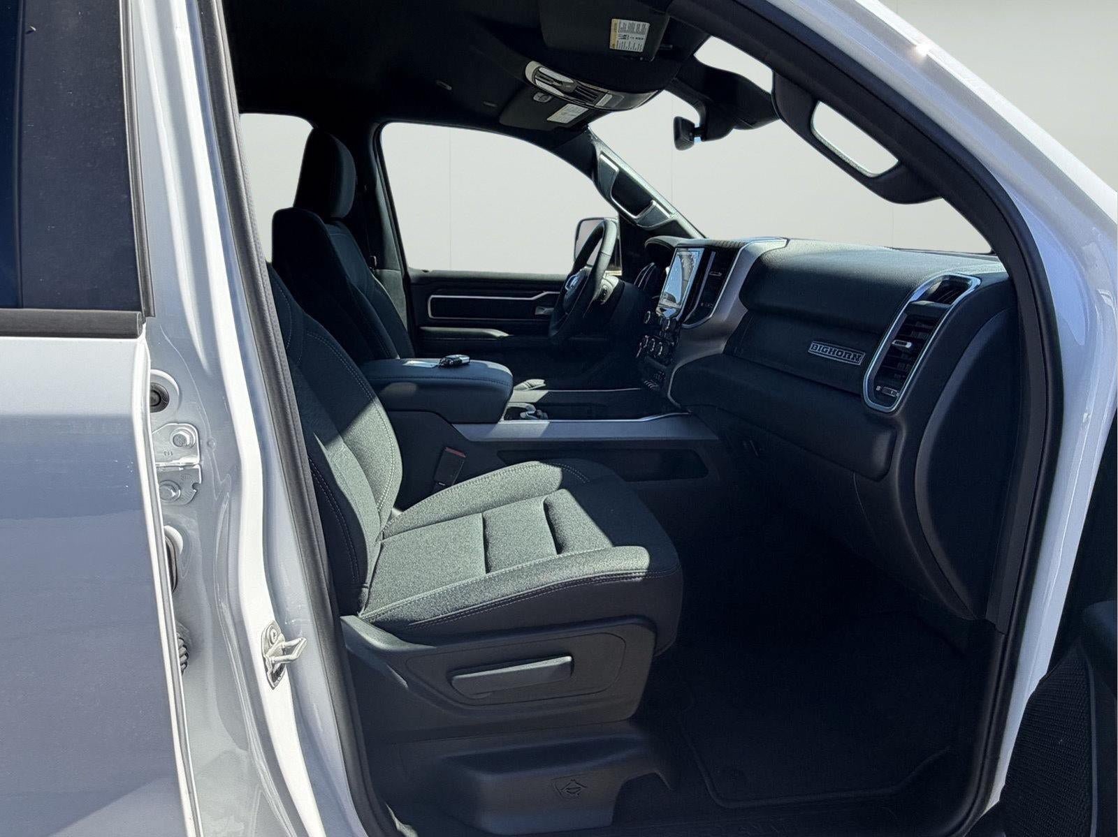 Used 2025 RAM 1500 Big Horn AWD/4WD image 37