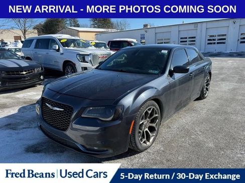 Used 2017 Chrysler 300 S image 3