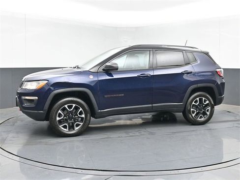 Used 2019 Jeep Compass Trailhawk image 11