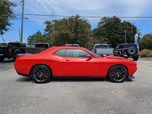 Used 2023 Dodge Challenger R/T w/ Plus Package image 2