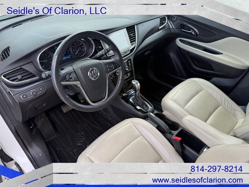 Used 2019 Buick Encore Essence w/ Experience Buick Package image 10