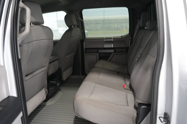 Used 2018 Ford F150 XLT w/ Equipment Group 302A Luxury AWD/4WD image 15