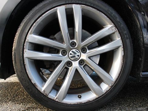 Used 2017 Volkswagen Passat 1.8T R-Line image 19