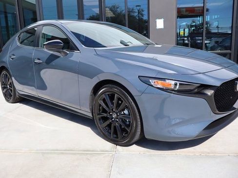 Used 2025 MAZDA MAZDA3 Carbon image 1