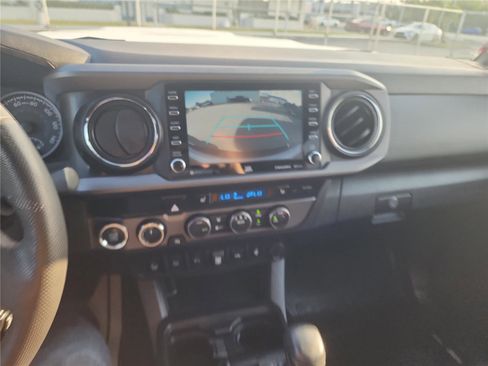 Used 2022 Toyota Tacoma TRD Sport w/ TRD Premium Sport Package image 38