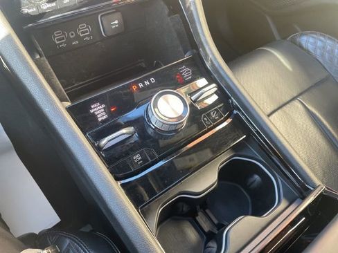 Certified 2023 Jeep Grand Cherokee Summit image 32