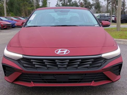 New 2026 Hyundai Elantra Limited FWD image 9