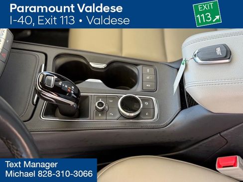 Used 2023 Cadillac XT4 Premium Luxury image 17