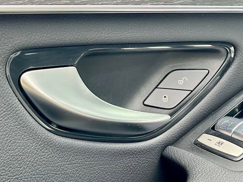 Certified 2022 Mercedes-Benz GLC 300 4MATIC image 30