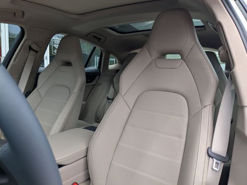 New 2025 Porsche Panamera 4 AWD/4WD image 5