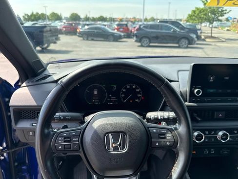 Certified 2025 Honda CR-V Sport image 14